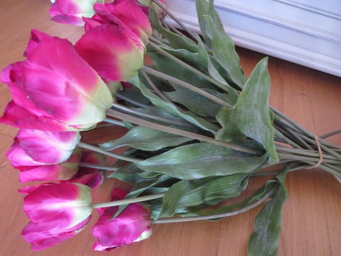 artificial tulips Holland Spray