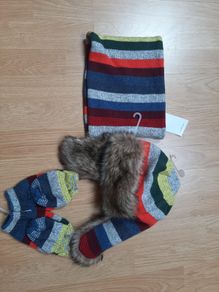 NEW GAP, cap, snood and gloves