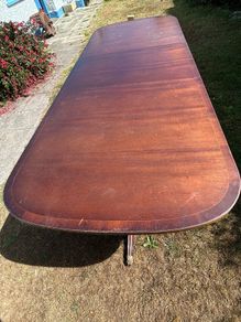 Extendable Mahogany Dining Table and 6 Chairs