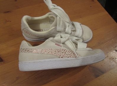 Puma suede    beige size 4.5