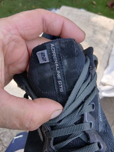 brooks gents runners