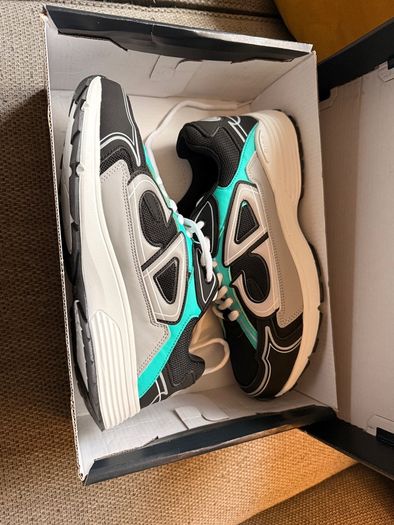 B30 Countdown Sneaker