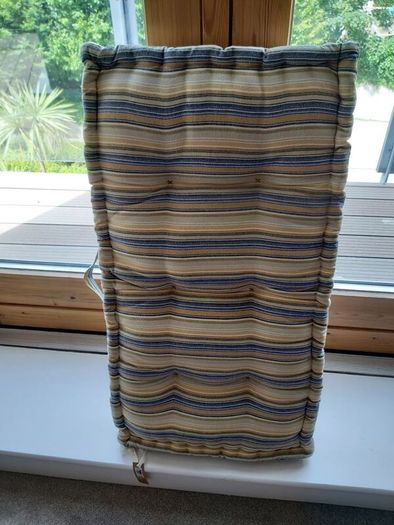 BNWT Multi Stripe Cotton Seatpad Cushion