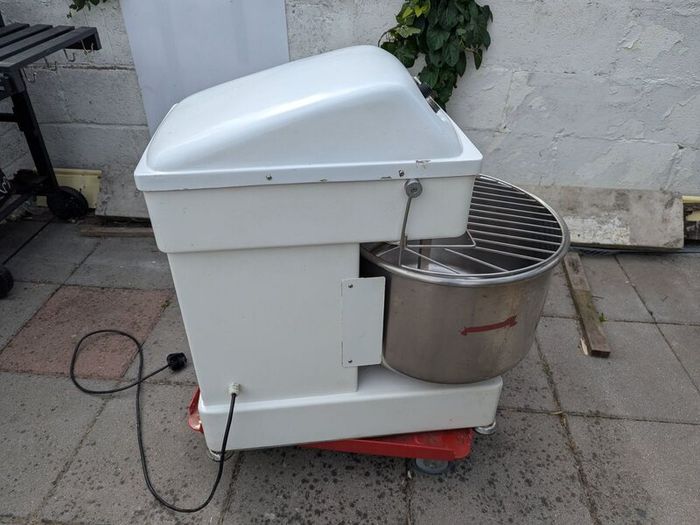 Kaneco Spiral Mixer 30L  12kg Flour Capacity  Pr