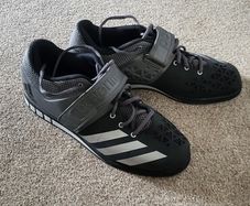 Adidas powerlift shoes size 10