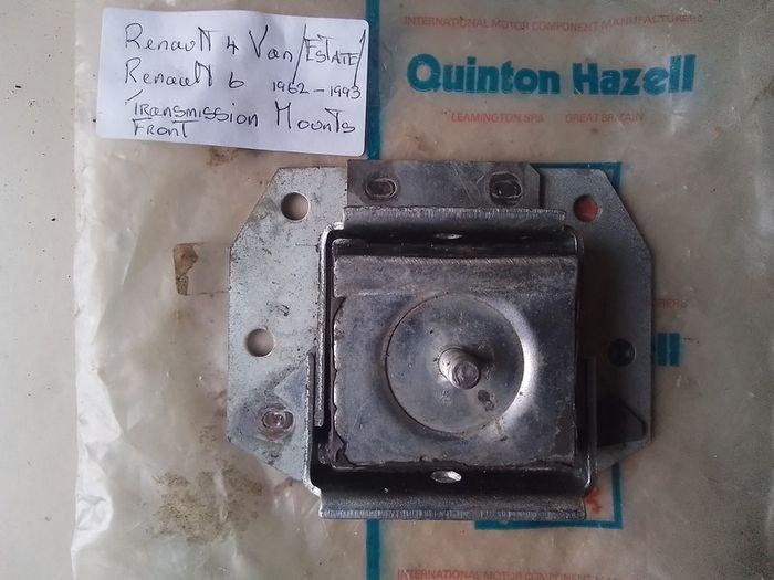 Renault 4/6 Transmission Mount.