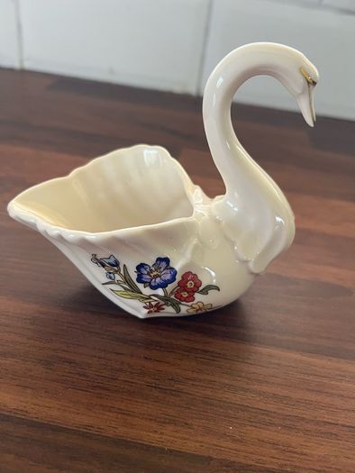 Cre Porcelain Small Swan