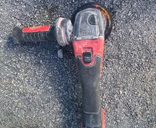 Milwaukee 125mm Grinder