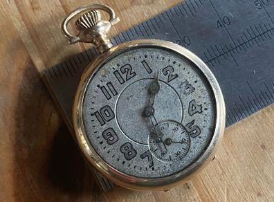 Precise Gold 25 Years Warranted B&B Favorite 17 Jewels Pocket Watch Filled