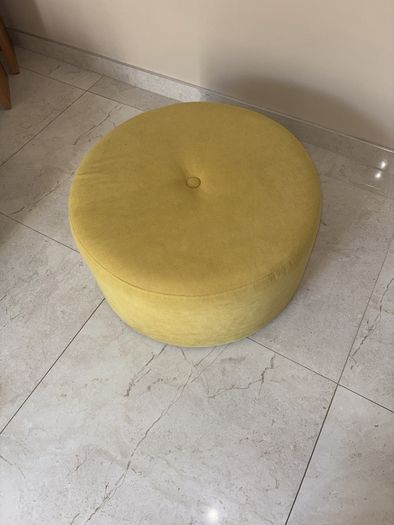 Mustard large pouffe  great condition