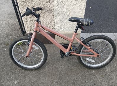 Girls bike