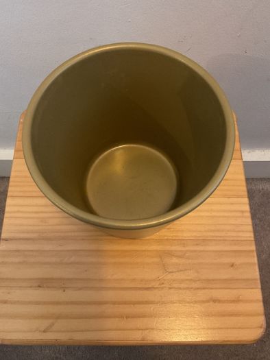 Beautiful Ceramic Plant Pot Brand New