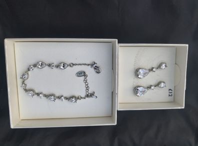 necklace and bracelet