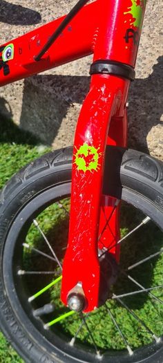 frog balance bike