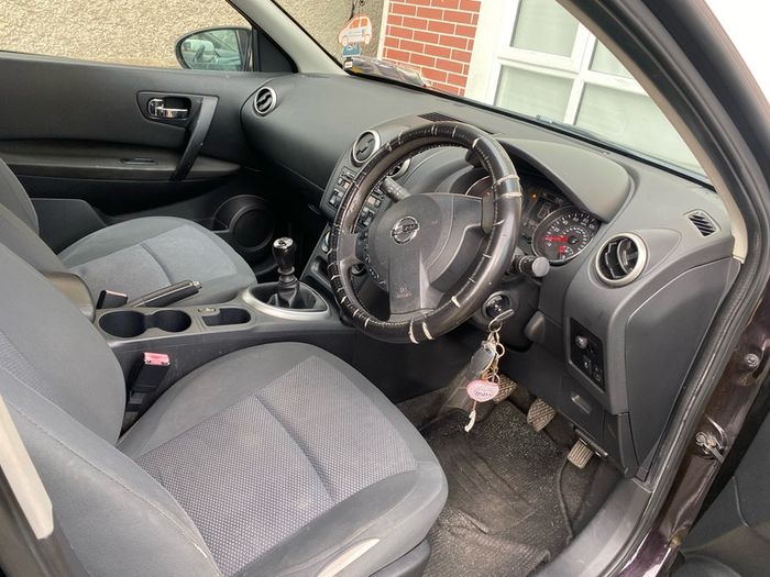 2010 Nissan Qashqai +2