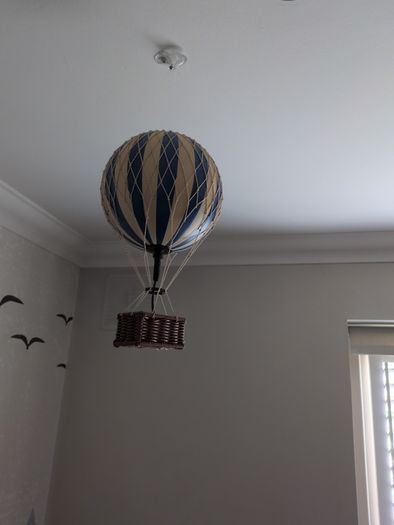 Authentic Models Travels Light LED Balloons x 3
