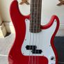 Bass guitar Image 7