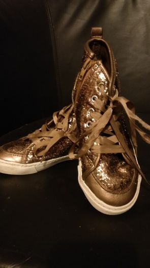 shoes uk 12