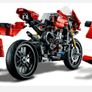 Retired LEGO Technic 42107 Ducati Panigale V4 R Image 4