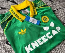 Celtic Jersey Kneecap (New)