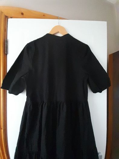 ladies black dress