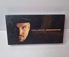 Garth Brooks The Limited Series 2005 Box Set (Complete & Mint Condition)