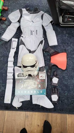 Star wars Costume Large size and scrabble game