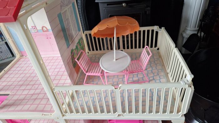 Vintage 1988 Barbie Villa