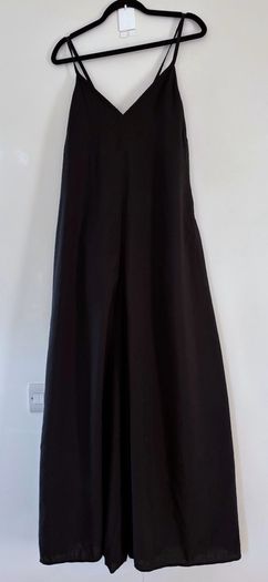 COS  V-Neck Wide Leg Jumpsuit