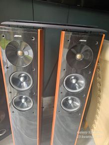 Jamo S606 speakers
