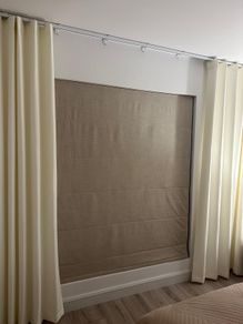 Blinds2Go Roman Beige Electric blinds x3 brand new