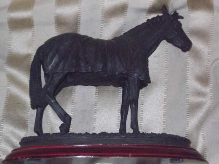 a fine art bronzes genesis horse