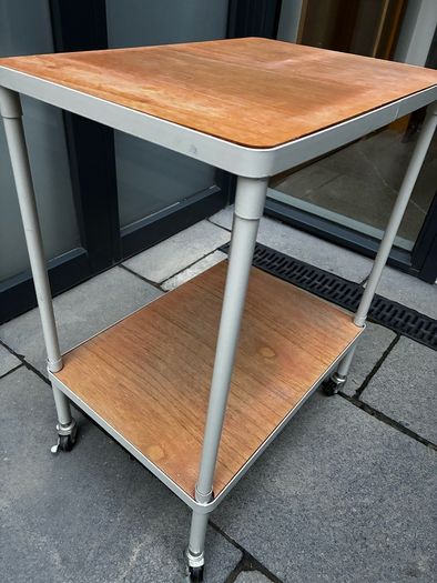 Rolling Table