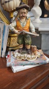 Vintage Italian Hunter Figurine