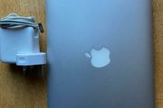 Apple MacBook Air 11"