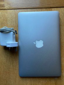 Apple MacBook Air 11"