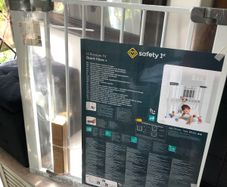 new child stair gate