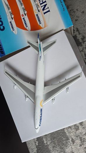 Inflight200 Corsair Boeing B 747-200