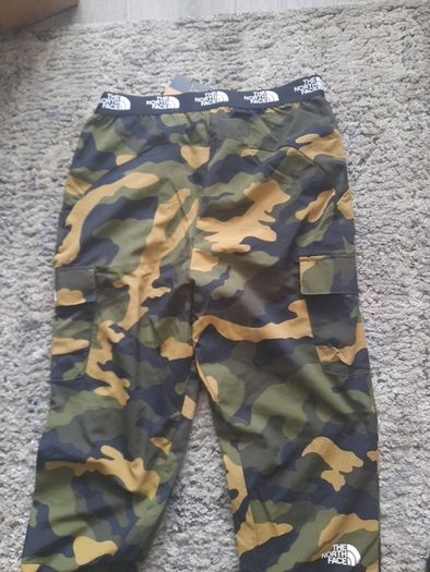 northface cargo bottoms