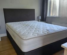 Divan King bed & Respa Pocket 1200 mattress