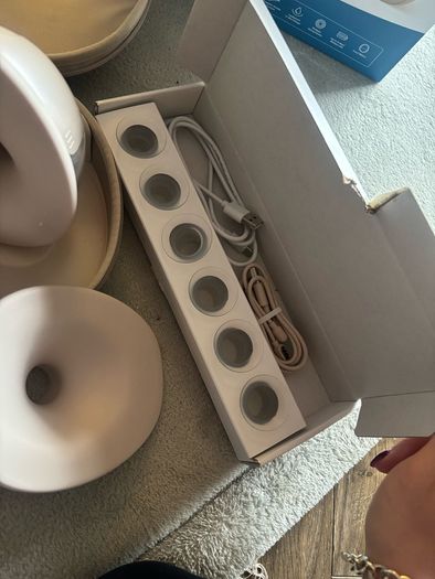 Eufy Breast pump (s1 pro) with charging case & heating technology