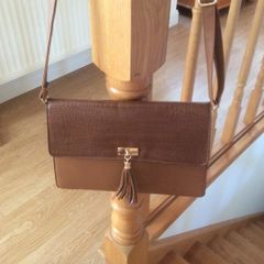 Cross body bag