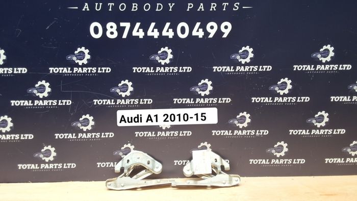 Audi A1 2015-18 bonnet hinches