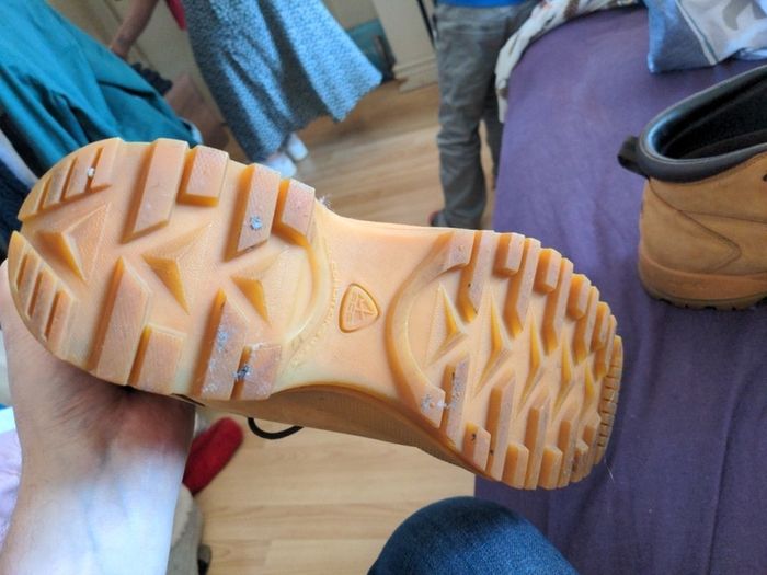 Nike air boots
