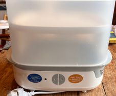 Tommee Tippee Electric Steam Steriliser