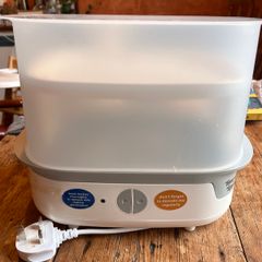 Tommee Tippee Electric Steam Steriliser