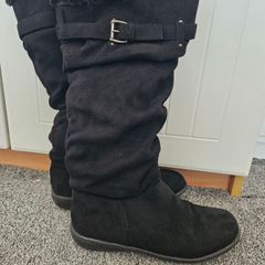Brand New Pavers Black boots