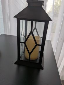 Lantern with battery candle