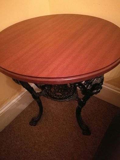 Hall table