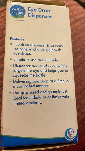 Elderly eye dropper aid